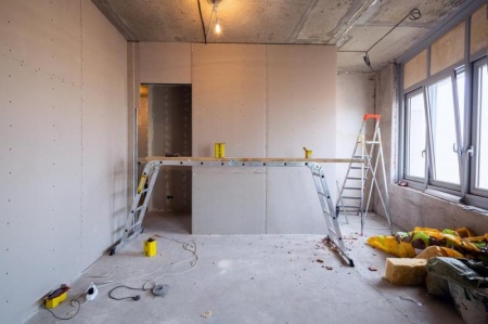 Les essentiels pour une pose de placo r&eacute;ussie &agrave; Serre-les-Sapins