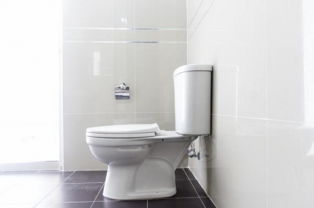 La pose de fa&iuml;ence pour embellir votre salle de bain, nos conseils